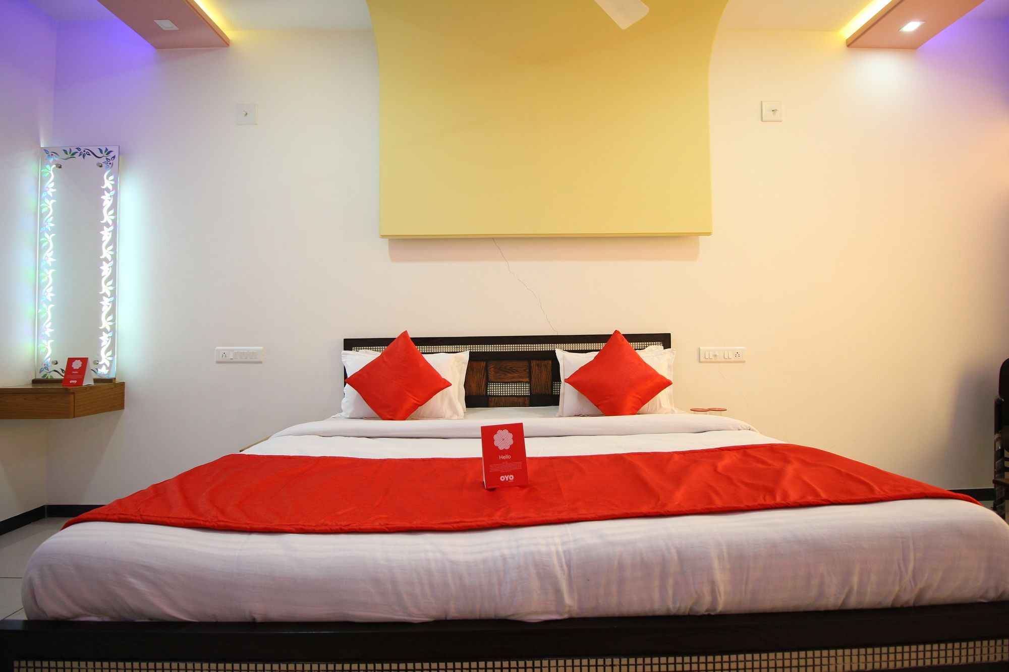 Palette- Siddharth Inn Gandhinagar Exteriör bild