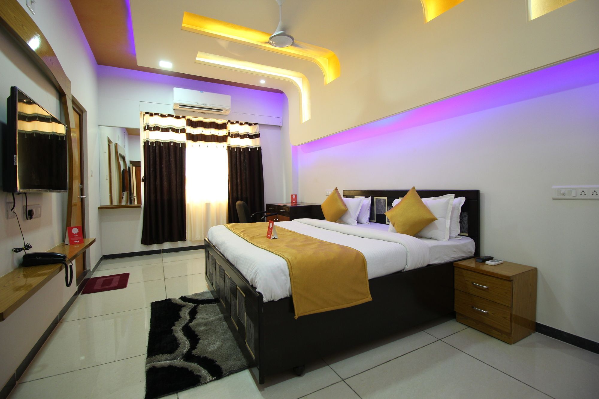 Palette- Siddharth Inn Gandhinagar Exteriör bild