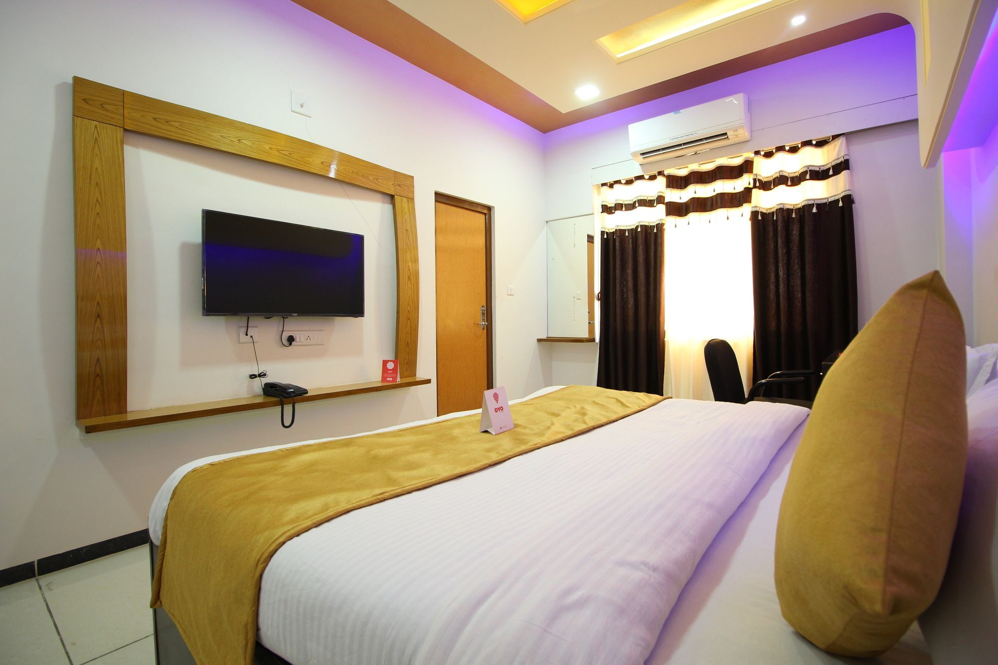 Palette- Siddharth Inn Gandhinagar Exteriör bild
